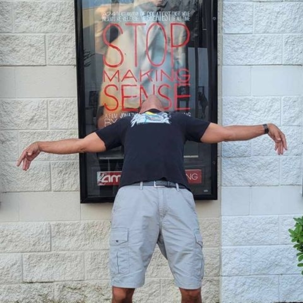 Meet your Posher, Leo